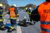 Schwere Unfälle auf der A4 bei Ohorn - Gaffer behindern den Verkehr: Motorradunfall sorgt für Stau - mehrere Unfälle im Gegenverkehr