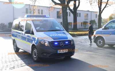 Wilde Verfolgungsfahrt mit Schleuser in Sachsens Landeshauptstadt: Mehrere Flüchtlinge im Auto, syrischer Fahrer wird durch Bundespolizisten festgenommen: Polizei-Verfolgung im morgendlichen Berufsverkehr erstreckt sich von der A17 bis nach Dresden-Striesen