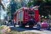 Auto gerät auf Landstraße in Brand: Pannendienst ist mit Feuerlöscher zur Stelle
