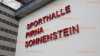 Großeinsatz für Rettungskräfte in Pirna: 59 betroffene Kinder offenbar nach Kontakt mit Reinigungsmitteln verletzt, Katastrophenschutz im Einsatz: Viele Eltern besorgt um ihre Kinder