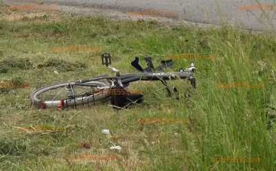 Motorrad kollidiert mi Fahrrad: 2 Verletzte - Rettungshubschrauber im Einsatz: Radler hatte Schutzengel und erlitt nur leichte Verletzungen