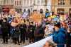 Demo gegen Rechts: 1.500 Menschen demonstrieren in Bautzen: Rechtsextreme marschieren bei Demo-Ende auf