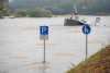 Vollgelaufene Keller, Wasser an der Fenstergrenze: Hochwasser erreicht Meissen - Pumpen laufen entlang der Elbe und Triebisch: Elbpegel soll noch weiter steigen