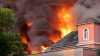 Großbrand in Dresden-Leuben: Ehemalige Staatsoperette in Flammen: Feuerwehr mit massivem Löscheinsatz vor Ort