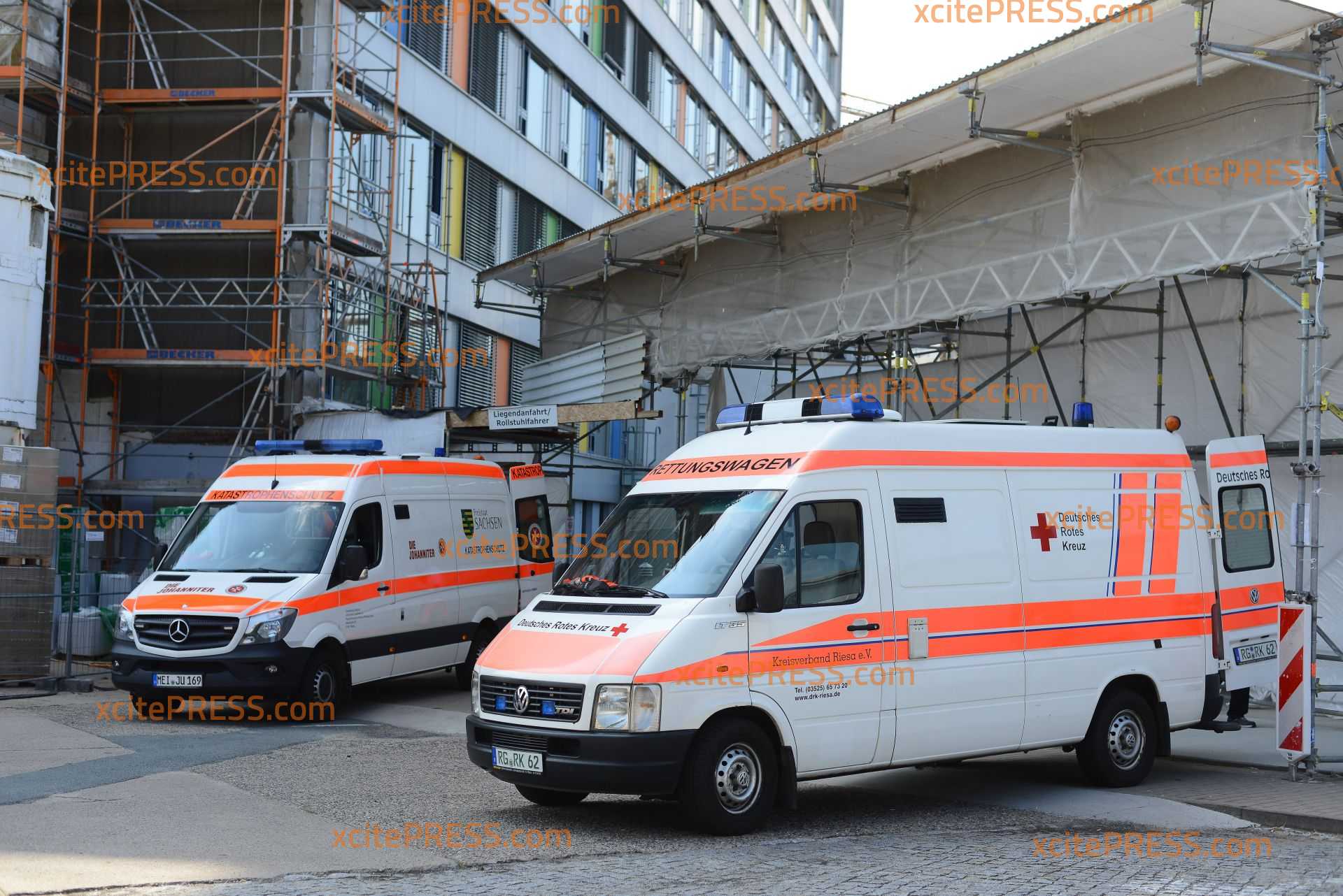 Stromausfall in Krankenhaus - Patienten evakuiert: Feuerwehr und Rettungsdienst im Großeinsatz