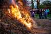 In Doberschau brannte wieder die Hexe: Feuerwehr will Verein gründen, um das Fest auch in Zukunft zu sichern