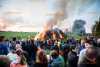 In Doberschau brannte wieder die Hexe: Feuerwehr will Verein gründen, um das Fest auch in Zukunft zu sichern