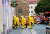 Chemie-Einsatz in Bautzener Innenstadt: Wie im Labor: Hobby-Chemiker bunkert Unmengen an Chemikalien in seiner Wohnung