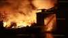 Riesiges Flammeninferno! Mehrere Lagerhallen brennen in sächsischem Heidenau: Feuerwehr mit Großaufgebot vor Ort