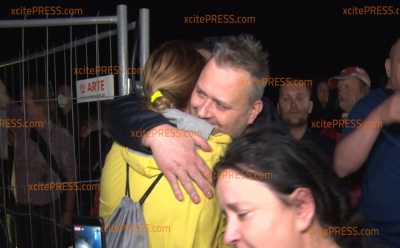 Grenze zu Polen wird wieder geöffnet: Menschen brechen in Tränen aus