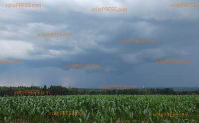Zahlreiche Gewitter ziehen auf und beenden die Sommerhitze: Zumindest heute gibt es somit eine Abkühlung