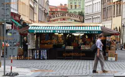 Deutschland erklärt Tschechische Hauptstadt zum Corona-Risikogebiet - viele Läden geschlossen: VOX-Pops mit deutschen Urlaubern