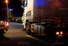 Panne kostet Autofahrer fast das Leben: Mann wurde von LKW auf Autobahn erfasst