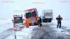 Schneechaos - LKWs drohen abzurutschen: Wichtiger Autobahnzubringer gesperrt