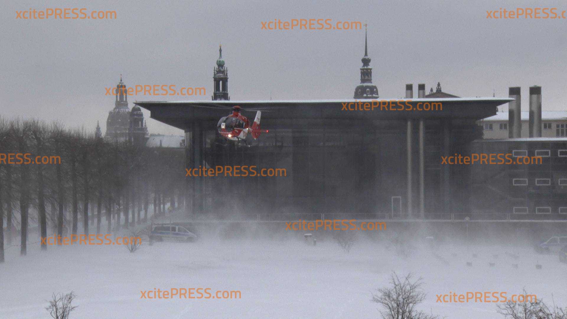 Politischer Hintergrund: Person zündete sich vor Landtag an und starb später in Krankenhaus: Bekennerschreiben von PKK-Anhänger aufgetaucht