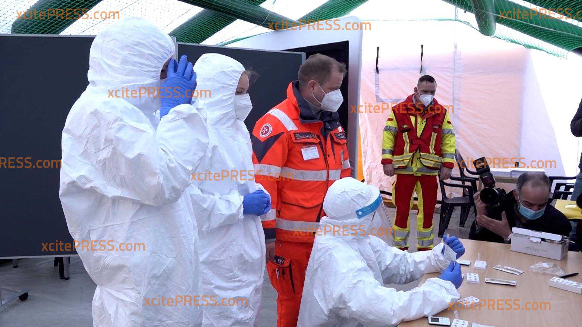 Schnelltest-Testzentrum auf Messegelände: Bürger können sich ohne Voranmeldung kostenlos testen: Schnellteststrecke über das Wochenende organisiert