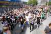 Großer Demozug: Tausende junge Menschen tanzen sich bei der „Tolerade" durch die sächsische Landeshauptstadt: Laut, bunt und divers ist das Motto, Demo wurde erstmals 2015 wegen Pegida-Protesten ins Leben gerufen